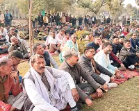 वनरक्षक हत्याकांड के विरोध में संयुक्त वन कर्मचारी संघ का प्रदर्शन, कर्मचारियों ने सरकार की नीतियों एवं विभाग की संवेदनहीनता को ठहराया जिम्मेदार