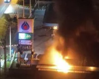 थाईलैंड में भीषण हादसा, पेट्रोल पंपों पर आगजनी और धमाकों में एक पुलिसकर्मी घायल, जांच शुरू