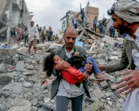 सऊदी हवाई हमलों में दक्षिण-पश्चिम यमन में महिलाओं और बच्चों समेत 20 लोगों की मौत