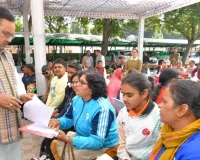 मुख्यमंत्री ने जनसुनवाई में सुनी आमजन की समस्याएं, त्वरित निस्तारण के दिए निर्देश