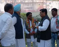 बाप पार्टी के पदाधिकारी कांग्रेस में शामिल, कार्यकर्ताओं ने पीसीसी में ग्रहण की सदयस्ता