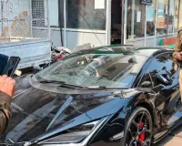 उत्तर प्रदेश में लैंबॉर्गिनी कार हादसा : मुख्य आरोपी शिवम मिश्रा गिरफ्तार, कई लोगों को मारी थी टक्कर