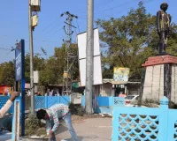 असर खबर का - अम्बेडकर सर्किल पर तोड़ी जालियां, तुरंत मरम्मत