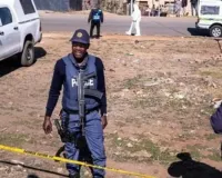 दक्षिण अफ्रीका में फायरिंग में लेसोथो के 6 नागरिकों की मौत : बस में कर रहे थे यात्रा, संदिग्धों के समूह ने घात लगाकर किया हमला