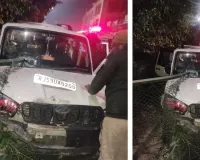 भीषण सड़क हादसा : तेज रफ्तार कार रेलिंग से टकराई, ड्राइवर के सीने से पार निकला लोहे का एंगल ; मौके पर मौत