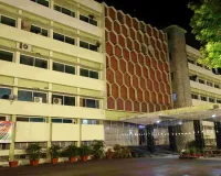 राजस्थान माध्यमिक शिक्षा बोर्ड में सेकेंडरी के अंग्रेजी विषय में धौलपुर के राजाखेड़ा में पकड़ा गया डमी कैंडिडेट, दूसरे परीक्षार्थी की जगह देने आया था परीक्षा