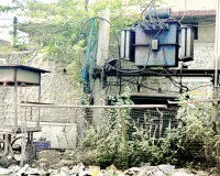 सूखी घास व कचरा, गर्मी में आग का खतरा 