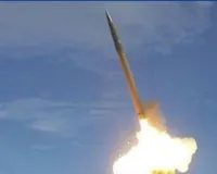 सऊदी अरब का दावा : तेल क्षेत्र और एयरपोर्ट पर हमले की कोशिश की नाकाम, बैलिस्टिक मिसाइल को मार गिराया