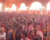 गोविंददेव मंदिर में श्रद्धा और उल्लास के साथ मनाया होली उत्सव : होली गीतों के बीच रंगों में सराबोर दिखे भक्त, पिचकारी से की पानी की बौछार