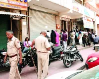 त्योहारों से पहले जयपुर में गैस संकट : एजेंसियों पर लंबी कतारें, ब्लैक में बिक रहे हैं सिलेंडर