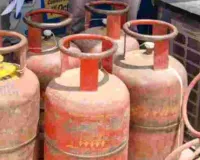 घरेलू एलपीजी का दुरुपयोग और कालाबाजारी : तीन विशेष प्रवर्तन दलों का गठन कर शहर में कार्रवाई, 118 सिलेंडर और उपकरण जब्त