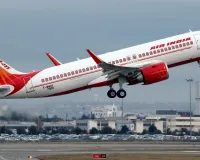 दिल्ली आते ही लौटी मुस्कान: जंग के बीच दुबई में फंसे 149 यात्रियों को लेकर दिल्ली पहुंची एयर इंडिया की पहली उड़ान