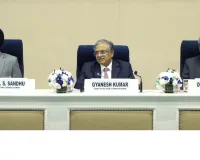 चुनाव आयोग ने की 4 राज्यों और ए​क केंद्र शासित प्रदेश में चुनाव की घोषणा : 9 से 29 अप्रैल के बीच होगा मतदान, पढें कब होगी मतगणना