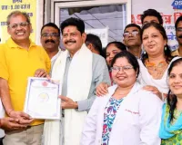 रक्तदान और जांच शिविर का आयोजन: सिविल लाइंस विधायक  गोपाल शर्मा ने ब्लड डोनर्स को प्रशस्ति-पत्र देकर किया सम्मानित