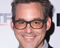 'बफी द वैम्पायर स्लेयर' स्टार निकोलस ब्रेंडन का 54 वर्ष की आयु में निधन: कई सालों से जूझे रहे थे गंभीर स्वास्थ्य समस्याओं से, कई दिग्गज हस्तियों ने दी श्रद्धांजलि