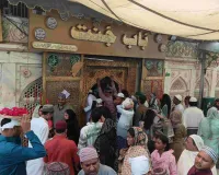 ईद-उल-फितर पर दरगाह का जन्नती दरवाजा दोपहर में बंद, शहरभर में अदा हुई शांतिपूर्ण नमाज