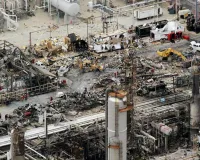 टेक्सास रिफाइनरी में भीषण विस्फोट: लोगों को करीबी ठिकाने में शरण लेने की सलाह, प्रशासन ने जारी किया अलर्ट