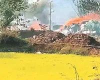 त्रिशूर में पटाखा गोदाम में आग : 2 घंटे तक उठते रहे आग के गोले, 12 लोगों की मौत