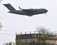 अमेरिका-ईरान में सीजफायर पर जुबानी ‘फायर’: वार्ता के लिए वेंस पाकिस्तान रवाना, ईरान के प्रतिनिधिमंडल को लेकर अनिश्चितता