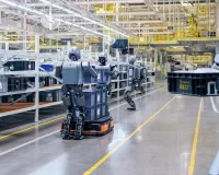 चीन की घटती आबादी और बढ़ती तकनीकी ताकत: भारत के लिए चुनौती