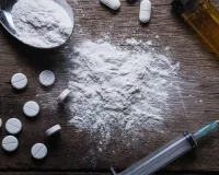 एमडी ड्रग्स का मैन्युफैक्चरिंग हब बन रहा रेगिस्तान : युवाओं की रगों में जहर घोलने की गहरी साजिश, करोड़ों की ड्रग्स और कच्चा माल जब्त