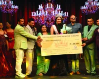 मिस एंड मिसेज राजस्थान ग्लैमर का ग्रैंड फिनाले : टॉप फाइनलिस्ट्स ने मंच पर किया अपनी प्रतिभा का प्रदर्शन, विजेताओं को मिला एक-एक लाख रुपए का नकद पुरस्कार