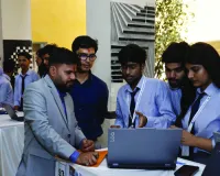 पूर्णिमा यूनिवर्सिटी में प्रोजेक्ट एक्सपो प्रयोगम : इंडस्ट्री के 15 प्रतिनिधियों ने किया प्रोजेक्ट्स का अवलोकन, स्टूडेंट्स की क्रिएटिविटी देखने को मिली