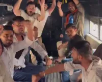 आरएसएस कार्यक्रम के विरोध में एनएसयूआई का प्रदर्शन : विश्वविद्यालय के मुख्य द्वार पर की नारेबाजी, पुलिस हिरासत में कई कार्यकर्ता