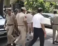 दिल्ली में IRS अफसर की बेटी की सेक्सुअल असॉल्ट के बाद हत्या, मोबाइल चार्जर की तार से गला घोंटा