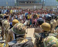 गौतमबुद्धनगर में श्रम विभाग की सख्त कार्रवाई : 43 संविदाकारों को नोटिस, 10 के लाइसेंस निरस्त