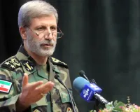 डोनाल्ड ट्रंप के 'पाषाण युग' धमकी के बाद ईरानी आर्मी चीफ का ऐलान: अगर अमेरिका ने जमीनी हमला किया तो कोई जिंदा नहीं बचेगा