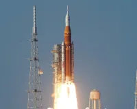 अमेरिका की चांद की ओर ऐतिहासिक उड़ान : 54 साल बाद इतिहास की दहलीज पर नासा, आर्टेमिस-II मिशन के पहले 48 घंटे सबसे अहम, पढ़ें सब कुछ