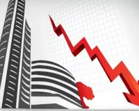 विदेशों से मिले नकारात्मक संकेतों के बीच शेयर बाजारों में गिरावट : सेंसेक्स 800 अंक से ज्यादा लुढ़का, इन शेयरों पर रखें नजर
