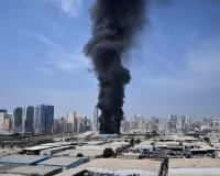 तेहरान में कोहराम : रात भर चले अमेरिकी-इज़रायली हमलों में छह बच्चों की मौत, 45 दिनों के संघर्ष विराम पर चर्चा की संभावना