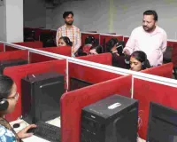संपर्क हेल्पलाइन पर शासन सचिव का सख्त संदेश : शिकायतों के त्वरित निस्तारण के निर्देश, परिवादियों से सीधे संवाद कर सुनी समस्याएं