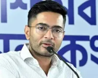 अभिषेक बनर्जी का केंद्र पर तीखा प्रहार: राज्य में हिंसा को राजनीतिक उपकरण के रूप में किया जा रहा इस्तेमाल, खेजुरी आगजनी में शामिल होने का लगाया आरोप