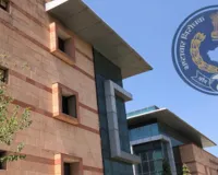 नगर निगम में एसीबी की बड़ी कार्रवाई : हेल्थ इंस्पेक्टर और दलाल रिश्वत लेते ट्रैप, कार्यालय में हड़कंप 