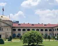इलाहाबाद हाईकोर्ट की अहम टिप्प्णी, निजी शिक्षण संस्थानों के कर्मचारियों को जनगणना कार्य के लिए नहीं कर सकते बाध्य