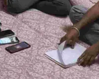 क्रिकेट सट्टेबाजी पर बड़ी कार्रवाई : 9 आरोपी गिरफ्तार, लाखों के हिसाब, नकदी समेत उपकरण जब्त