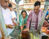 सीएम का डीग दौरा : श्रीनाथ जी मुकुट मुखारबिंद मंदिर में विधि-विधान से की पूजा-अर्चना