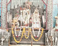 सोमवती अमावस्या पर छोटीकाशी रही भक्ति में लीन : मंदिरों में विशेष पूजा-अर्चना और श्रद्धालुओं की भारी भीड़ उमड़ी