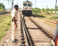 कर्मचारियों की सतर्कता से टला हादसा : लाखेरी स्टेशन पर सिग्नल फेल, खुले प्वाइंट पर हो गई दयोदय एक्सप्रेस रवाना