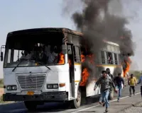 अजमेर-किशनगढ़ हाईवे पर हादसा : चलती बस बनी आग का गोला, यात्रियों ने कूदकर बचाई जान; क्या था माजरा?