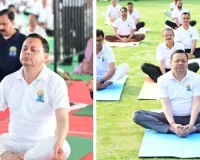 हजारों लोगों संग योगासन में दिखे CM धामी, युवाओं को दिया फिटनेस और अनुशासन का मंत्र