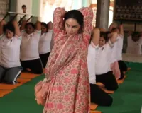 अंतरराष्ट्रीय योग दिवस पर अल्बर्ट हॉल में उपमुख्यमंत्री दिया कुमारी ने किया योगाभ्यास, पीएम मोदी का लाइव संबोधन सुना