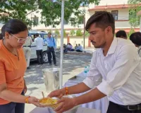 महाकाल मंदिर की अनूठी पहल, परीक्षार्थियों एवं अभिभावकों के लिए महाकालेश्वर मंदिर द्वारा जलपान की व्यवस्था