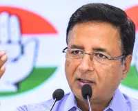 कच्चे तेल की कीमतें घटीं, फिर भी पेट्रोल-डीजल सस्ता क्यों नहीं? सुरजेवाला ने केंद्र सरकार पर साधा निशाना, उठाए तीखे सवाल