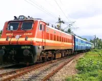 भारी बारिश और भूस्खलन के कारण कई ट्रेनों के मार्गों में बदलाव
