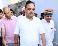 तिलानेश गांव में मुख्यमंत्री का जनसंवाद : पुस्तकालय, सड़क और तालाब विकास की घोषणाएं की 