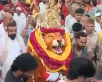 गुरु पूर्णिमा महोत्सव में राम नाम संकीर्तन से गुंजायमान हुआ हाथोज धाम, नृसिंह लीला की भव्य शोभायात्रा ने किया नगर भ्रमण